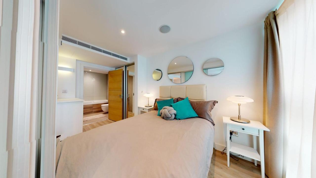 Executive Luxury One Bedroom In Vauxhall Лондон Екстериор снимка